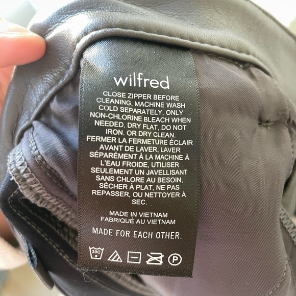 The Melina Pant High Waisted Vegan Leather | Aritzia - Picture 7 of 8